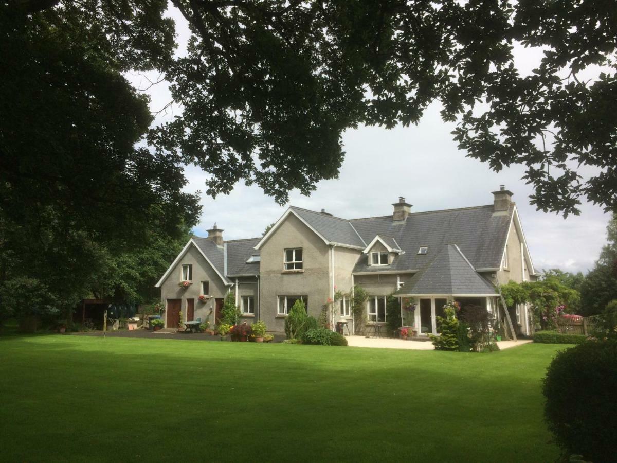 Country Garden House Holiday Homes Ballymoney Exterior photo