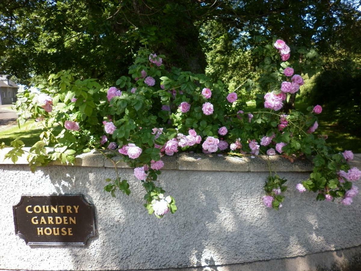 Country Garden House Holiday Homes Ballymoney Exterior photo