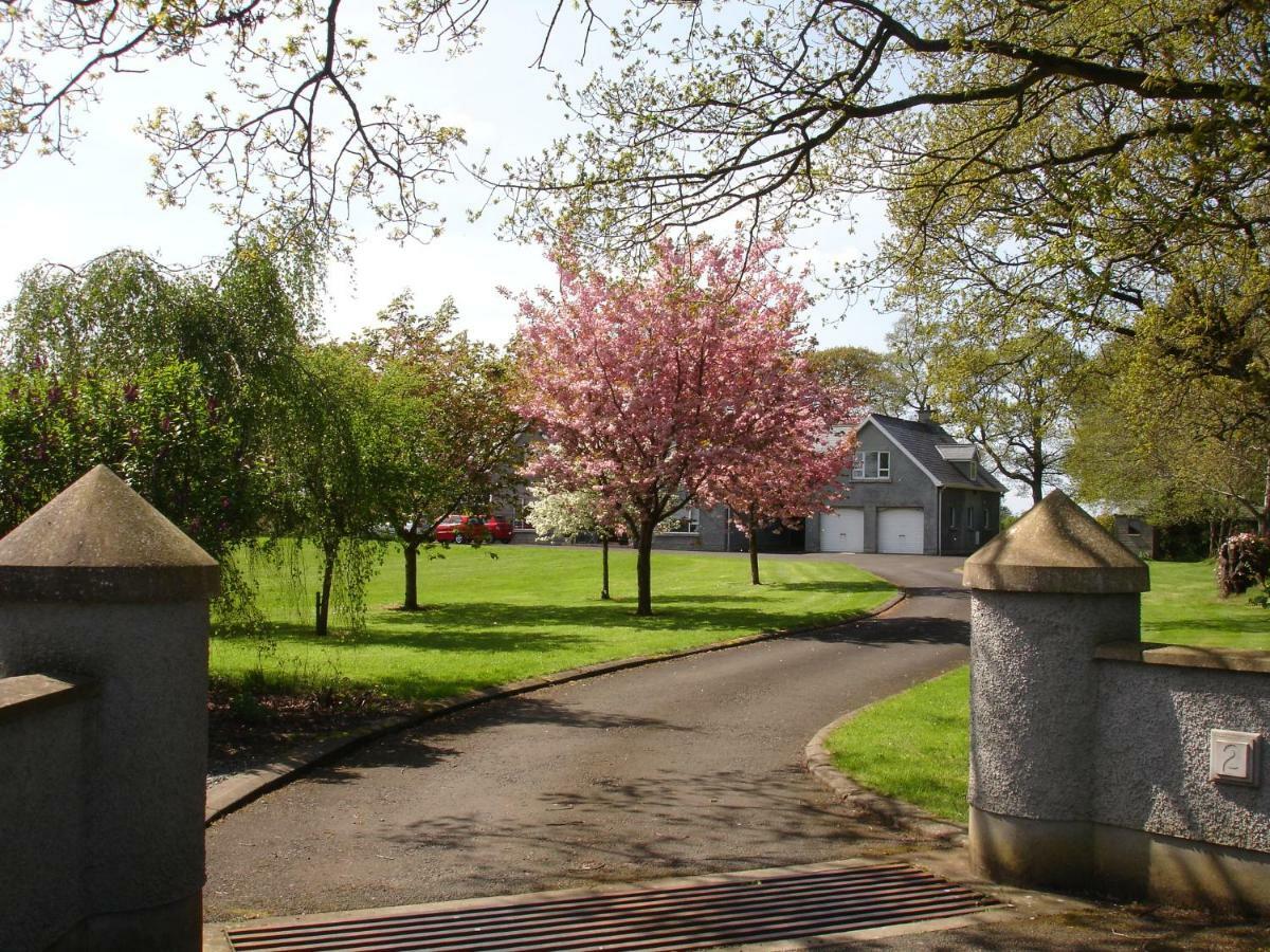 Country Garden House Holiday Homes Ballymoney Exterior photo